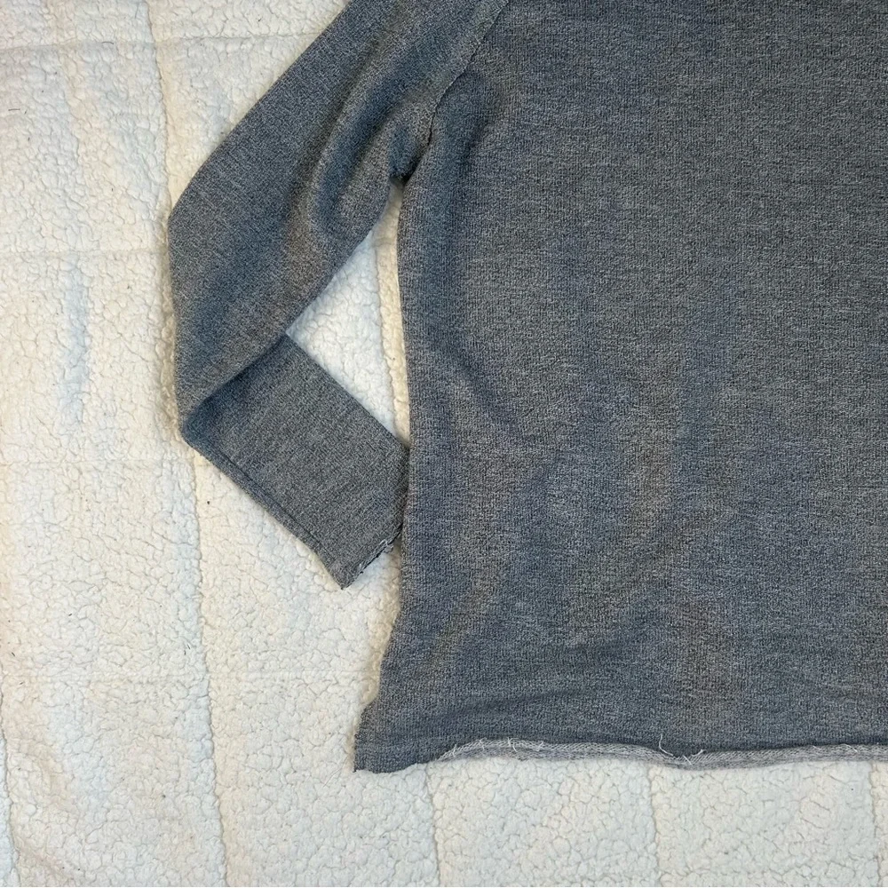 M4EO Gray Relaxed Comfy Hoodie - Picture 9 of 12
